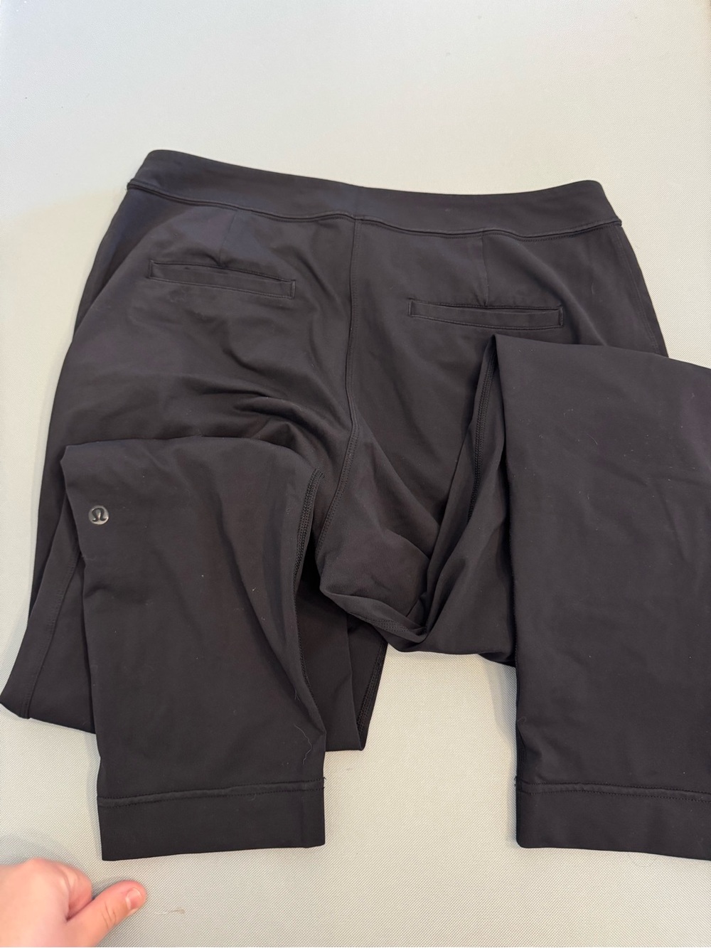 lululemon Jet Pants Black Jogger-Style Active / Business Ready Pants 30in Waist